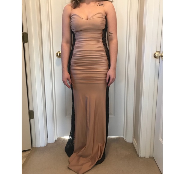 Dresses & Skirts - Nude prom dress